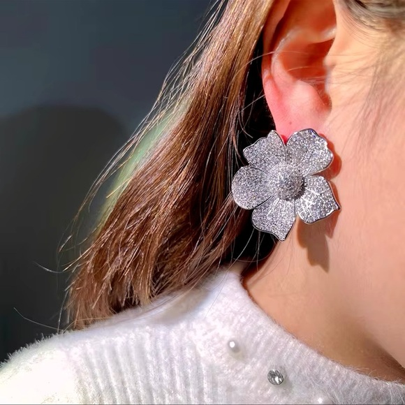 Floral Crystal Encrusted Silver Zirconia Earrings - Picture 4 of 12